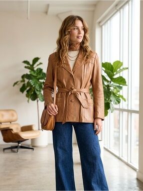 Vintage The Old Mill Glen Laine by Bainton Tan Leather Belted Jacket - Large